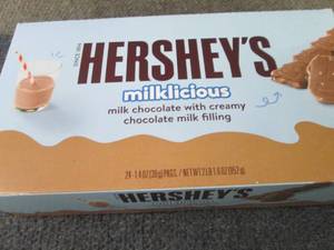 lot 362 image: 24- 1.4 oz Hersheys Milklicious...