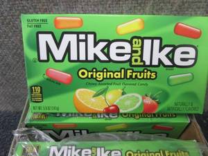 lot 380 image: 12- 5 oz Mike & Ike Original Fruits...