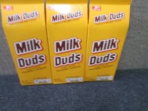 lot 382 image: 3- 10 oz Milk Duds...