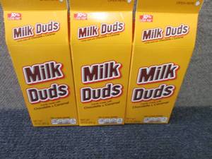 lot 385 image: 3- 10 oz Milk Duds...