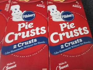 lot 423 image: EE 6- 2pk FROZEN Pillsbury Pie Crus...