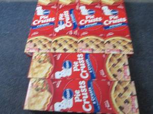 lot 424 image: EE 6- 2pk FROZEN Pillsbury Pie Crus...
