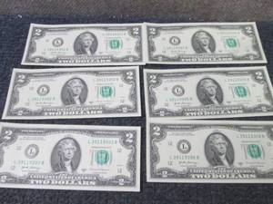 lot 453 image: 6 Sequential, Uncirculated $2 Bills...