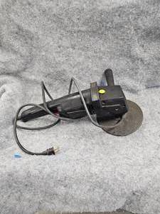 lot 6 image: Commercial WEN 2 speed PolisherSander