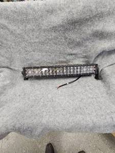 lot 17 image: 22 Off-Road LED Light wMounting Bracket, Works Good