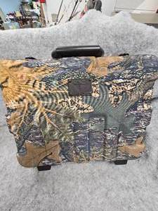 lot 38 image: Camo Lockable HandgunSuitcase Style Case, Vanguard Brand