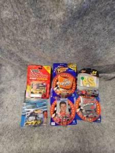 lot 77 image: Winners Circle Nascar Collection