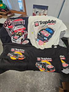 lot 80 image: 5-Trop Artic Racing, Phillips 66, T-Shirts