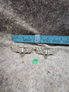 lot 95 image: Pair of 1960s Chevy Fender Ornaments
