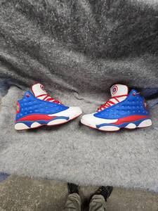 lot 97 image: Air Jordan  Captain America Style14, Like New