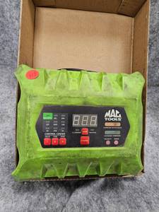 lot 113 image: MAC Battery Charging Center, Tested and Works