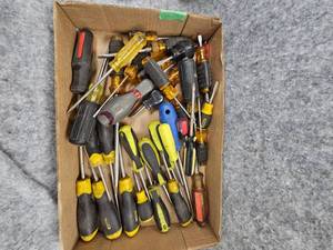 lot 115 image: Screwdriver Lot