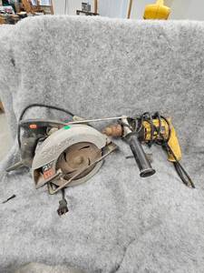lot 117 image: SkilSaw , 2 HP, Dewalt 12 Electric Drill, All Work