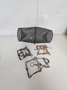 lot 138 image: Traps and minnow Trap