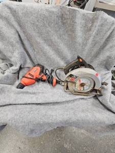 lot 184 image: SkilSaw 5150, 2HP, and Black and Decker 12Drill