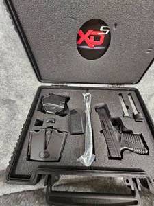 lot 277 image: Springfield XDS, 3.3 45 ACP Like Newwith Kit