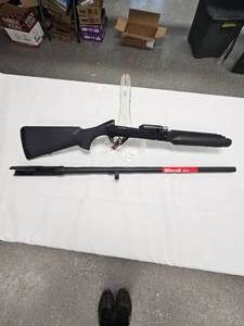 lot 290 image: Benelli Super Black Eagle 2, Banquet New in Box, 12ga, 28 Black