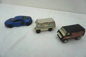 lot 69 image: 2 Vintage Tonka Vans & Audi R8