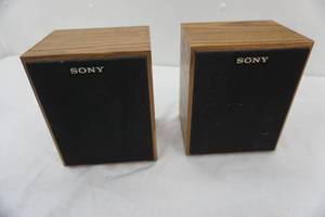 lot 71 image: 2 Sony Speakers