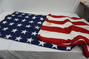 lot 77 image: cloth American Flag Valley Forge Flag Co. 5x9.5