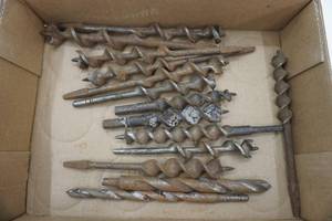 lot 85 image: large drill bits