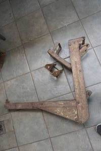 lot 93 image: vintageantique pump jack