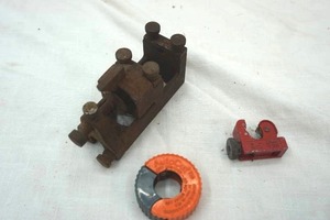 lot 129 image: Pipe cutting tools