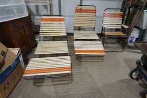 lot 177 image: Vintage Patio Lounge Chairs 3ct