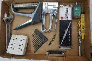 lot 230 image: hand tools and hardware lot