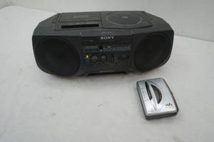 lot 267 image: Sony CD Player Boom Box & Walkman