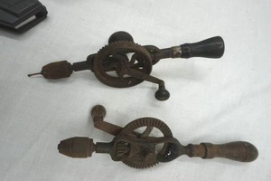 lot 278 image: vintage hand drills