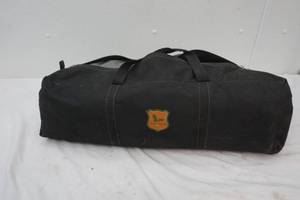 lot 295 image: Tent 10x8 dome tent