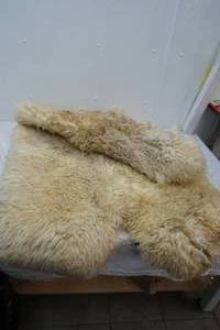 lot 301 image: Genuine Lambskin 5x3