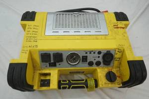 lot 304 image: Portable Power Station