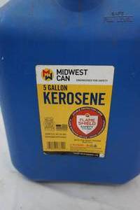 lot 527 image: Kerosene 5 gallon container
