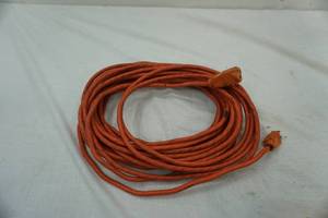 lot 315 image: extension cord