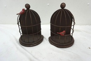 lot 321 image: 9 tall metal bird cages book ends