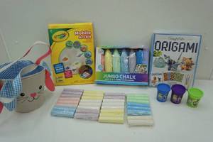 lot 351 image: Kids Activity Lot-New
