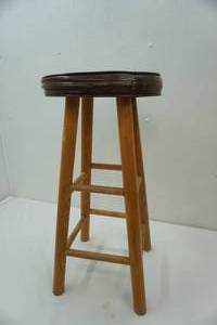 lot 356 image: padded bar stool 26 tall