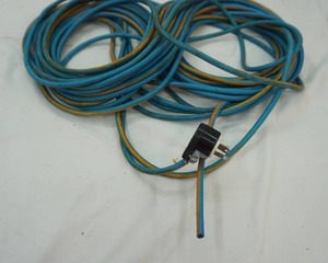lot 376 image: heavy duty extension cord length unknown, needs new end