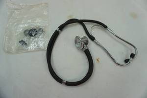 lot 382 image: stethoscope and parts
