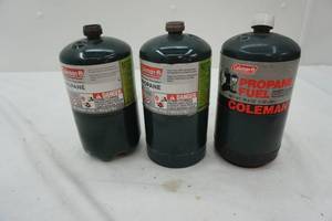 lot 409 image: 1lb propane tanks 3ct
