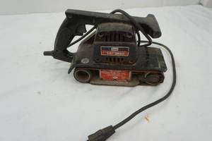 lot 426 image: Craftsman Belt Sander