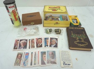 lot 451 image: Cigar Box & vintage cards
