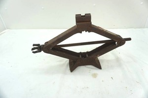 lot 463 image: scissor jack