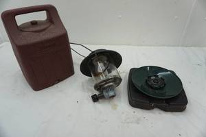 lot 465 image: Coleman propane lantern & case