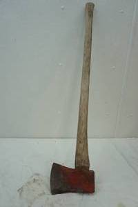 lot 507 image: axe