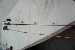 lot 510 image: 2 fishing rods with reels