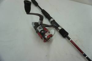 lot 513 image: 1 fishing pole & reel Shock