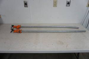 lot 521 image: Pipe clamps
